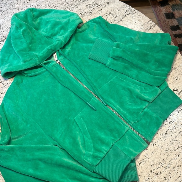 As You 8 Paw Projects Limited - Picture 1 of 15